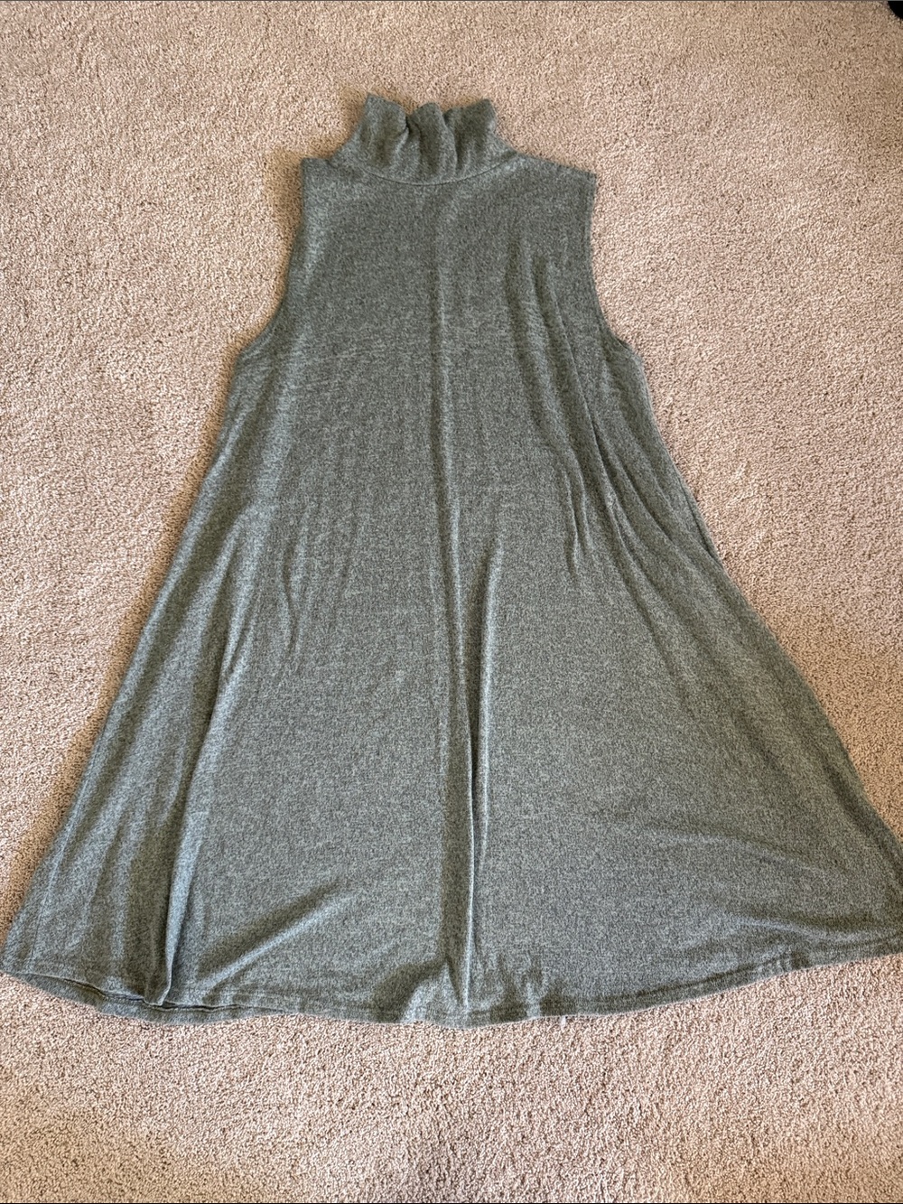 Forever 21 Sleeveless Turtleneck Midi Dress - Olive Green